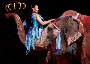 circus-krone-jana-lacey-krone circus-krone-jana-lacey-krone