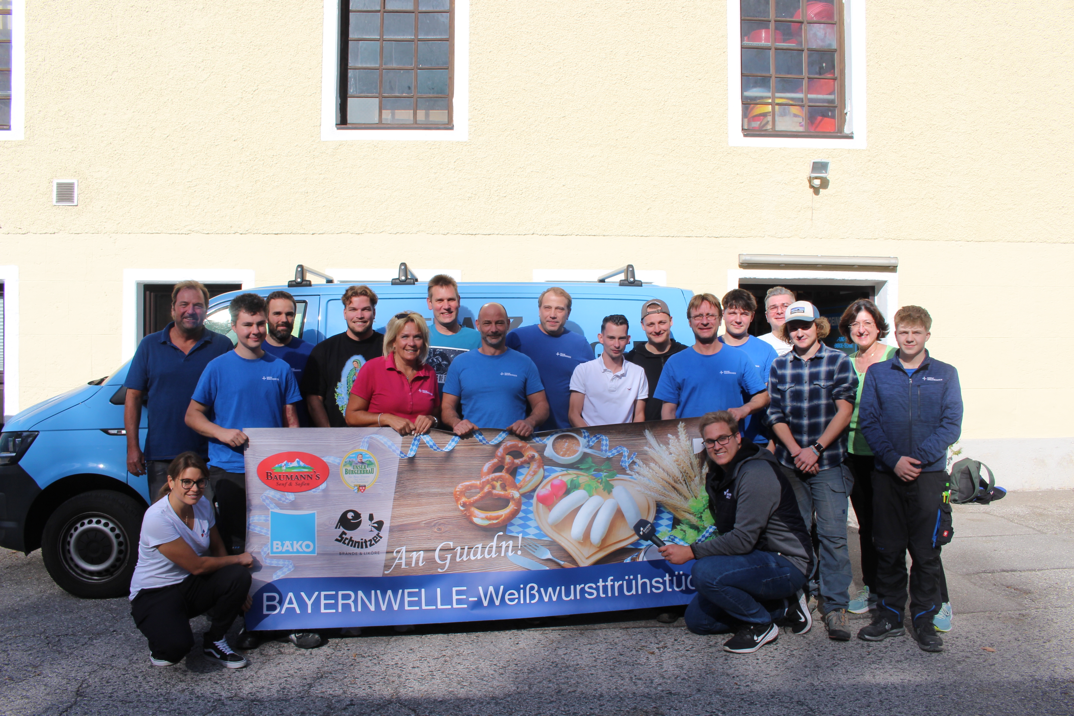 Das BAYERNWELLE-WWF bei der Firma Baueregger in Bad Reichenhall Das BAYERNWELLE-WWF bei der Firma Baueregger in Bad Reichenhall