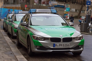 Polizeiautos_grün Polizeiautos_grün