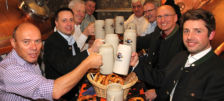 Starkbieranstich 2017 Sudhaus Hofbrauhaus Traunstein Starkbieranstich 2017 Sudhaus Hofbrauhaus Traunstein